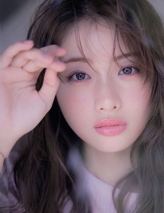 Ishihara Satomi: Nàng Kim Tae Hee xứ anh đào, tuổi 38 vẫn mơn mởn như đôi mươi - Hình 3