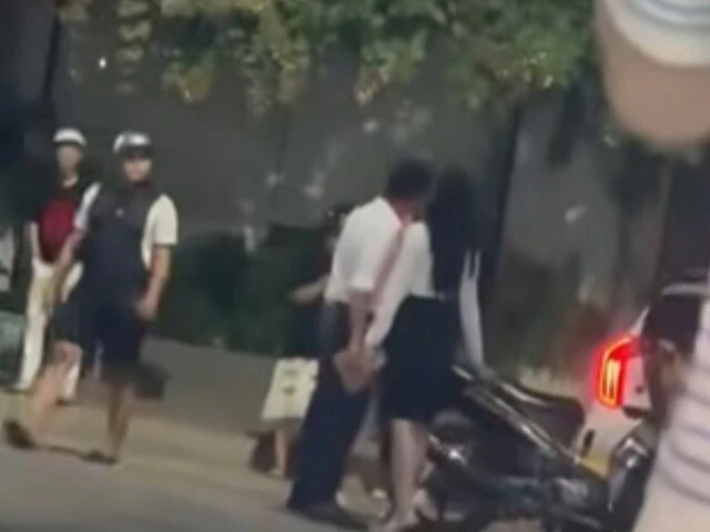 Nhân viên ngân hàng bị bắt ghen ở Cần Thơ hẹn ngày livestream kể rõ nội tình - Hình 2