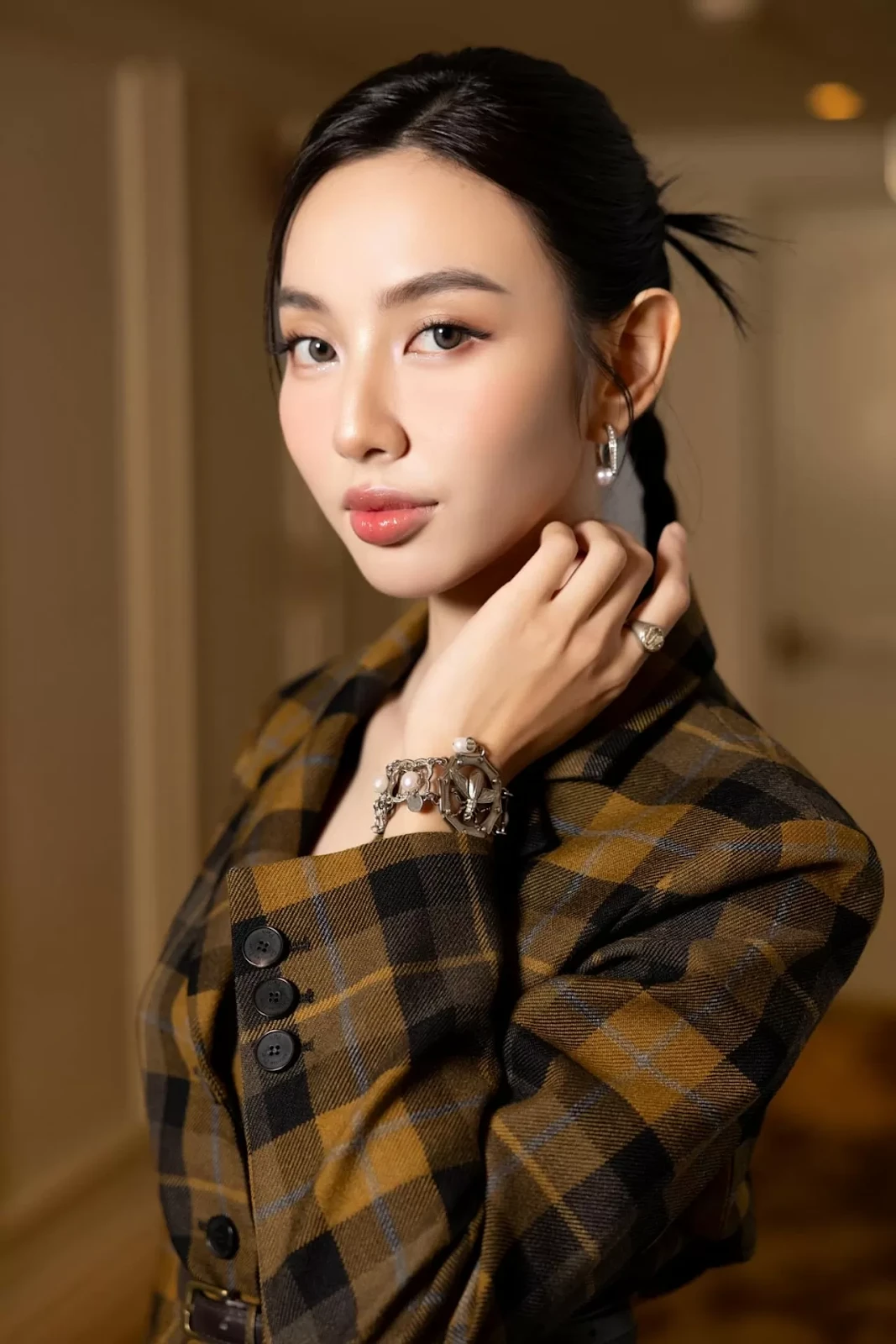 Thùy Tiên văng tục bất chấp hình tượng, cõi mạng sốc nặng: Miss Grand đây sao? - Hình 7