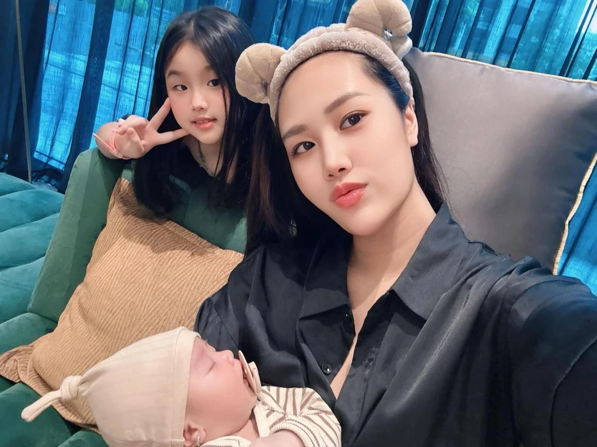 Hồng Đào đuổi kịp chồng cũ, e ấp cạnh người đàn ông lạ, CĐM xé túi mù? - Hình 6