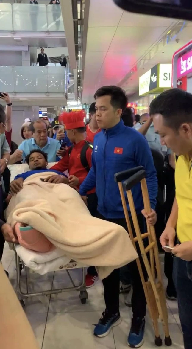 Xuân Son ngậm ngùi vì sa thải hết mùa, HLV nói thẳng việc bổ sung mới? - Hình 8