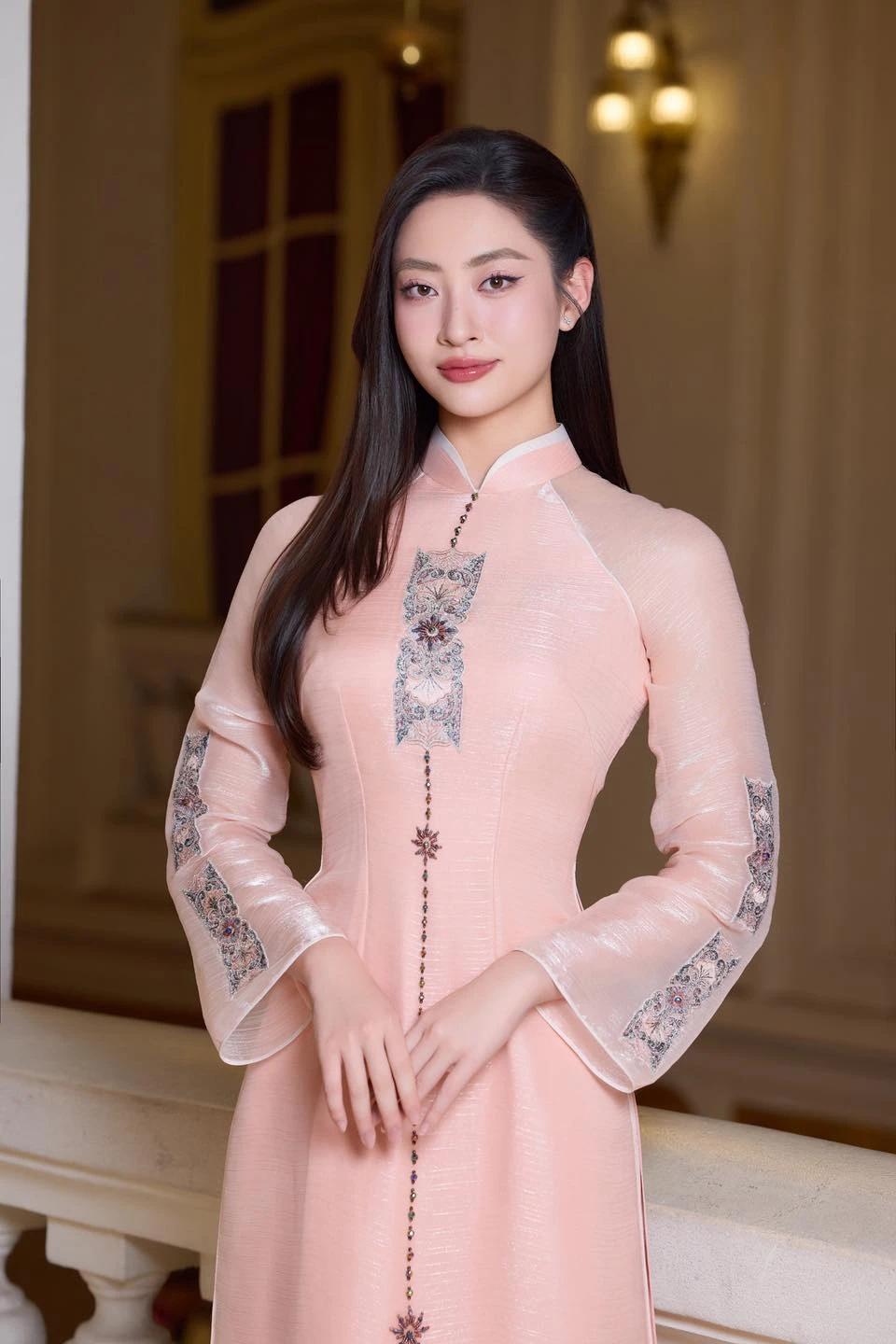 Nhà Hoa hậu Lương Thuỳ Linh ở Cao Bằng bị ngập sâu, cảnh tượng bên trong khiến nàng hậu thốt lên quá xót xa - Hình 6