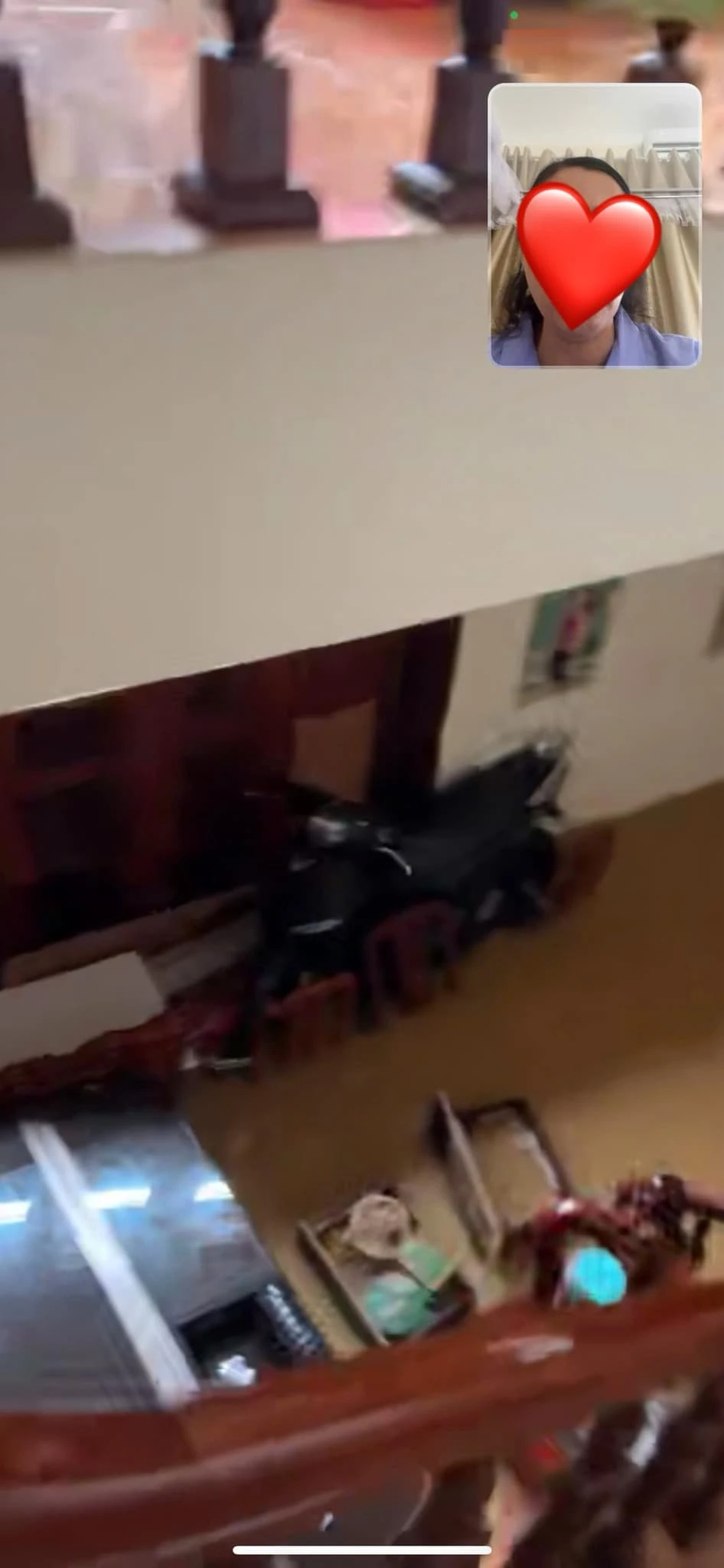 Nhà Hoa hậu Lương Thuỳ Linh ở Cao Bằng bị ngập sâu, cảnh tượng bên trong khiến nàng hậu thốt lên quá xót xa - Hình 2