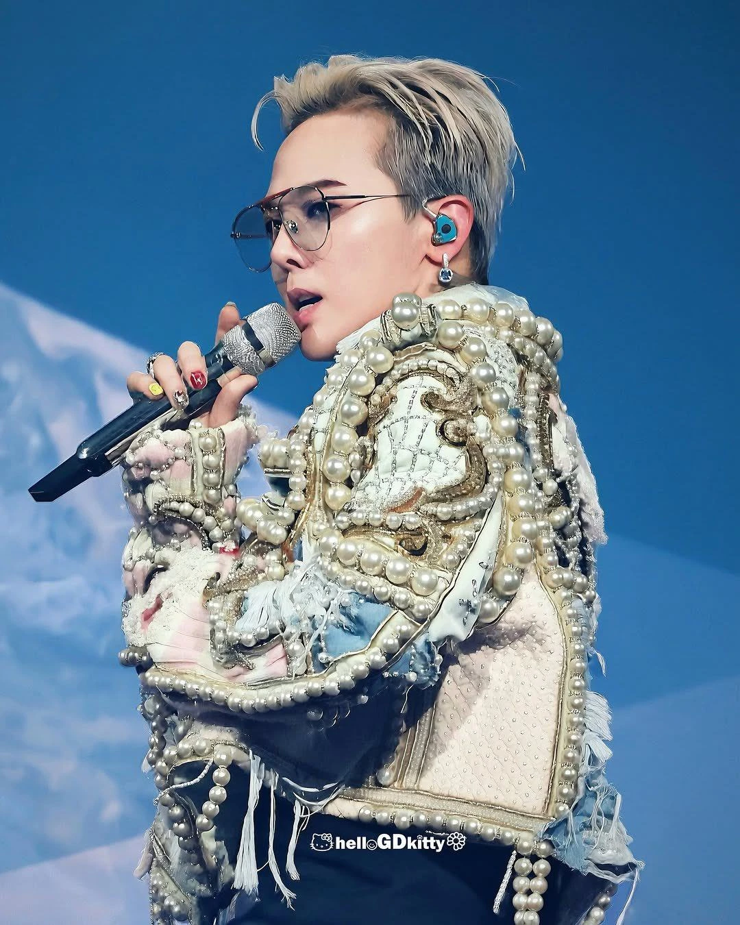 Chốt tổ chức 2 đêm concert G-DRAGON tại Hà Nội, fan Việt quá chất! - Hình 3