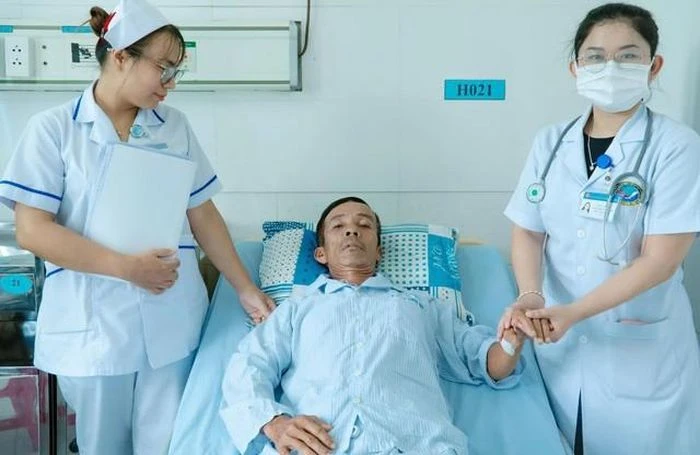 Kiến ba khoang tấn công khiến người đàn ông bị sốc phản vệ - Hình 1