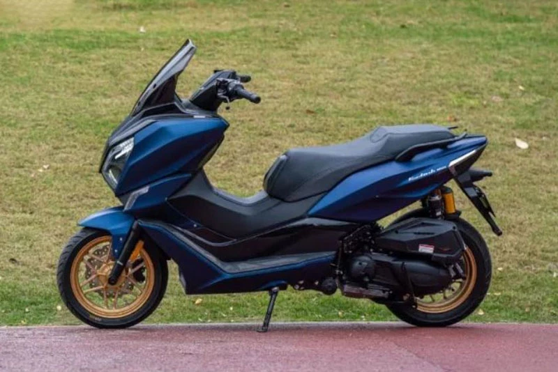 Xe tay ga 300cc, phanh ABS, TCS, giám sát áp suất lốp, giá hơn 70 triệu đồng - Hình 3