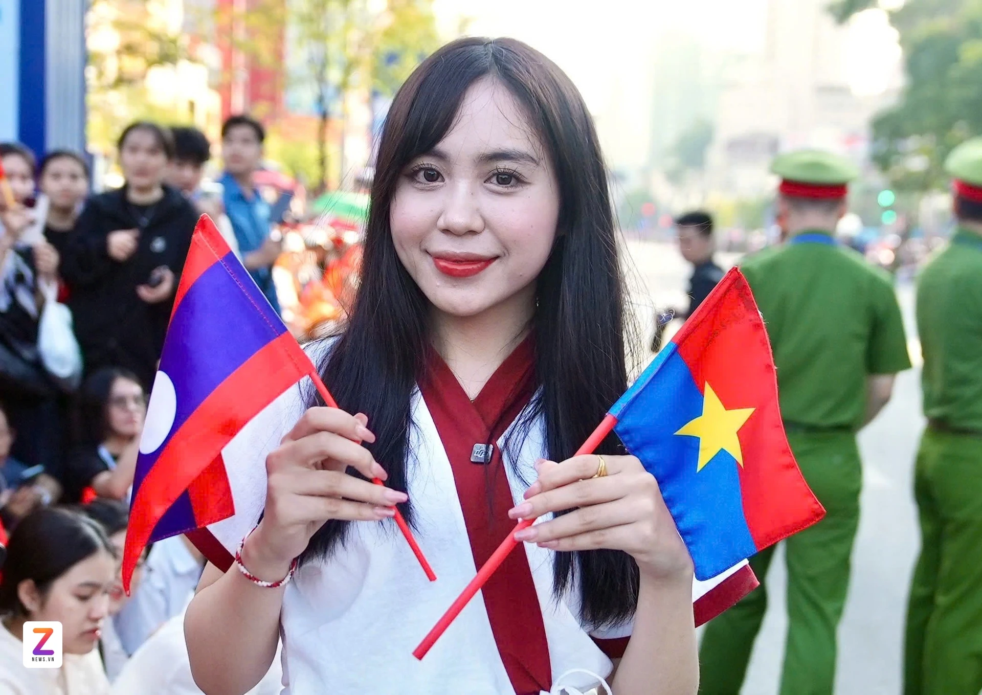 Hot girl Lào cầu cứu vì bị móc trộm iPhone 17 Pro Max - Hình 1