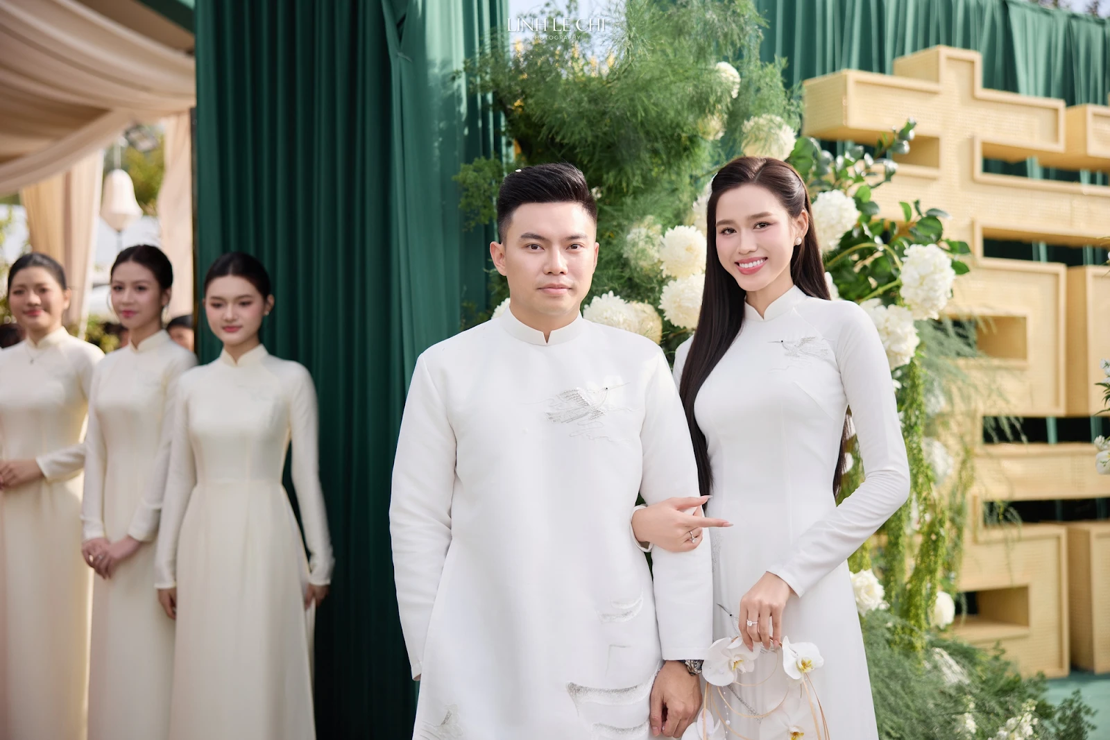 Hoa hậu Đỗ Hà biến sắc, khóc nức nở tại lễ nạp tài vì 1 câu nói của bố chồng! - Hình 6