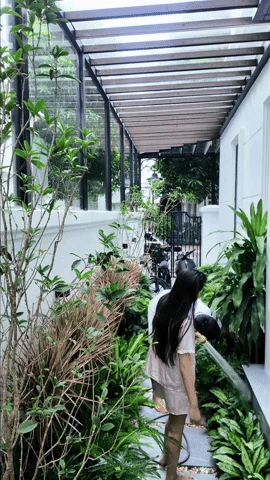 Doãn Hải My tự tay chăm từng góc biệt thự chục tỷ của Văn Hậu, tiểu thư Hà thành trồng rau xanh khéo thế này! - Hình 8