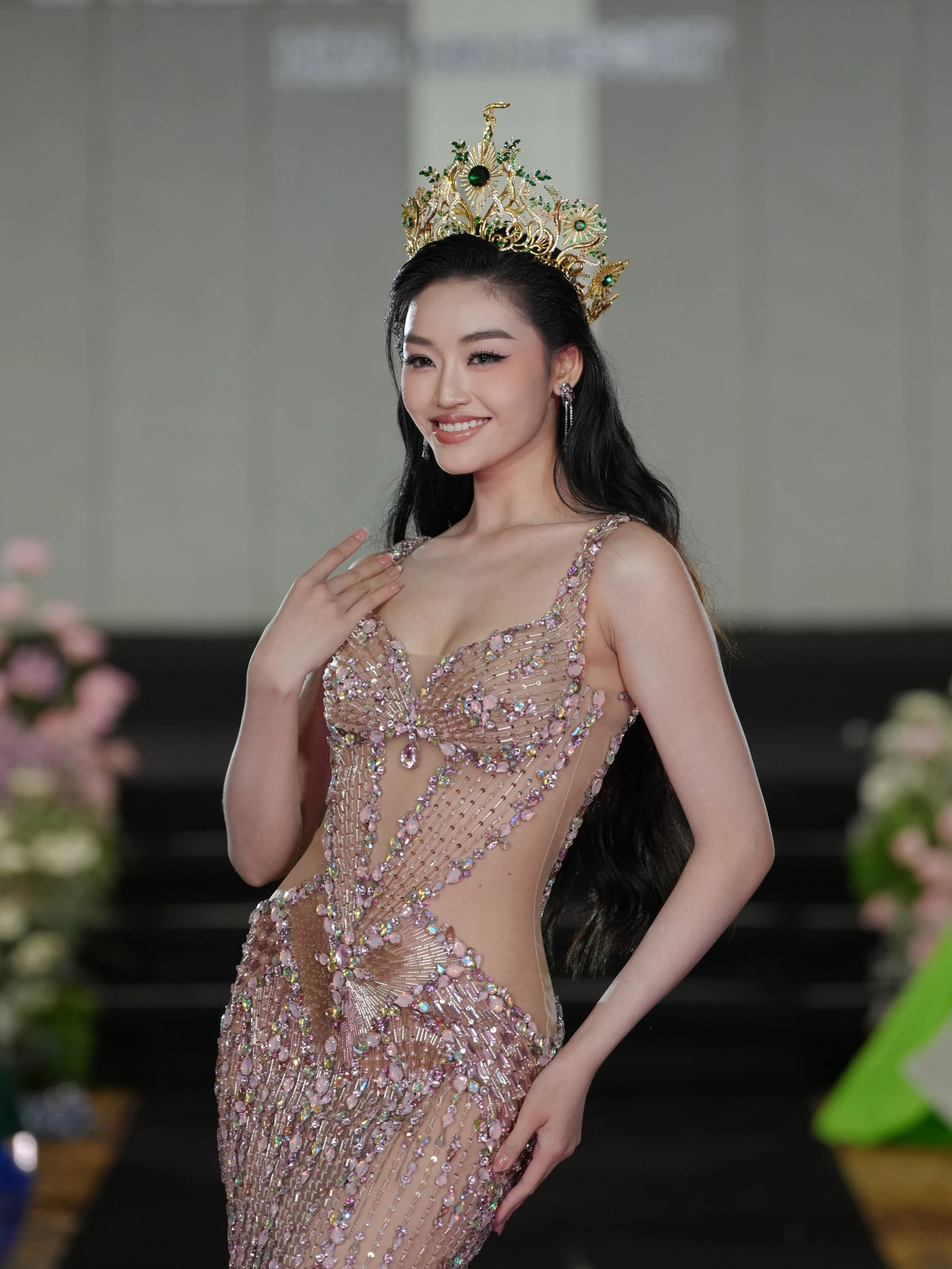 Lộ tin nhắn của Hoa hậu Yến Nhi sau lùm xùm nói xấu Sen Vàng - Hình 6