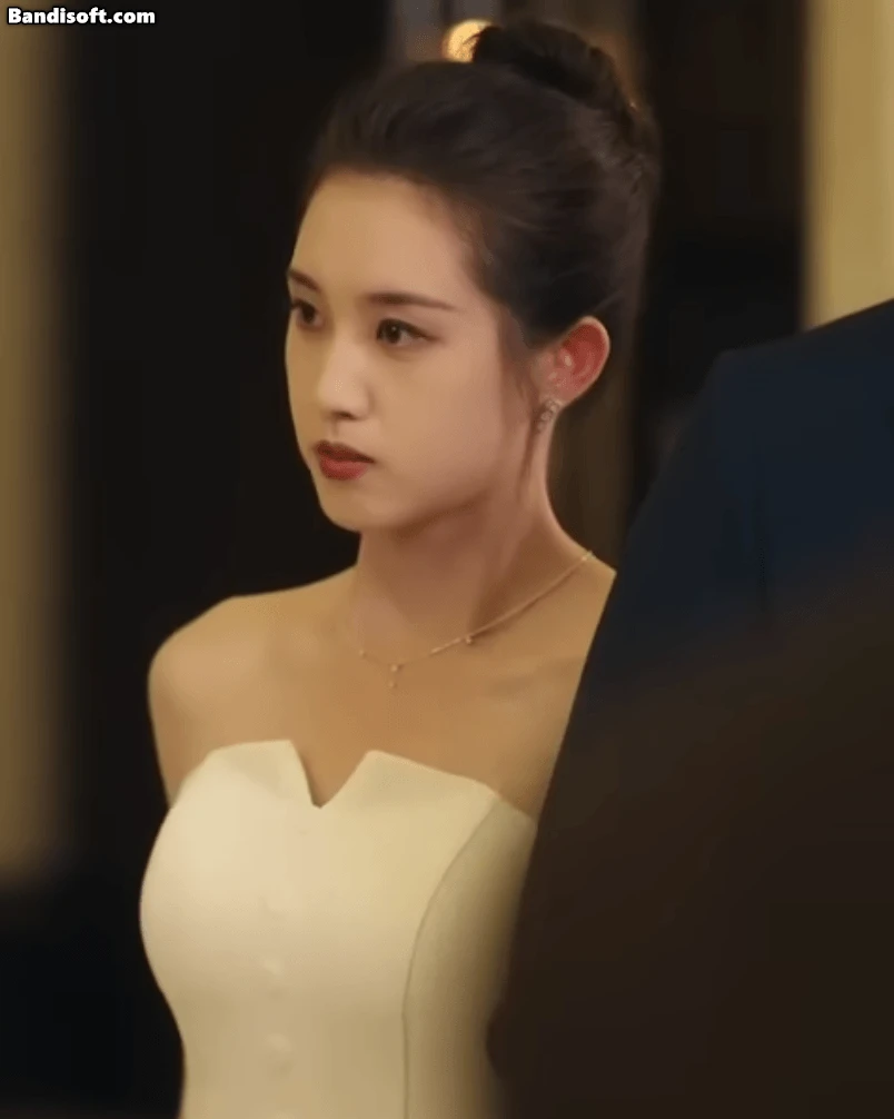 Tối cổ mới không biết mỹ nhân này: 2 năm đóng 20 phim chấn động cõi mạng, visual khoá chặt mọi ánh nhìn - Hình 6