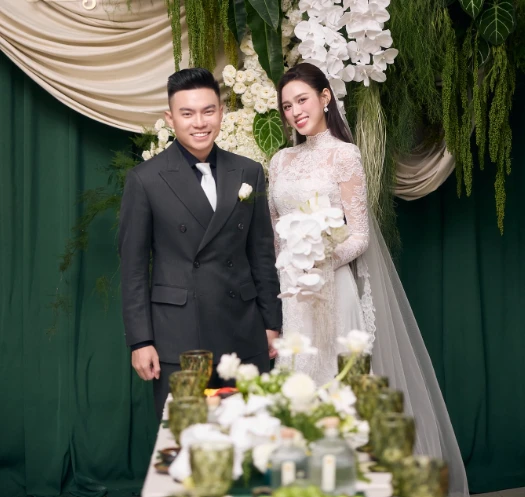 Đỗ Hà bật khóc nức nở ở lễ cưới, mẹ chồng mang vật lạ đi đón dâu, fan phát sốt! - Hình 2