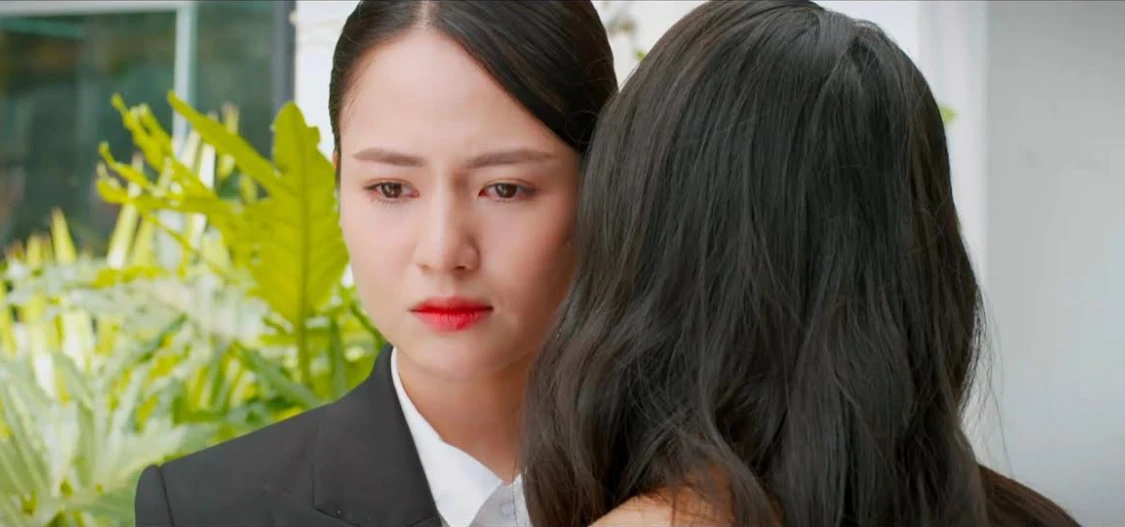 Vì sao màn đánh ghen trên phim giờ vàng khiến khán giả ức chế? - Hình 2