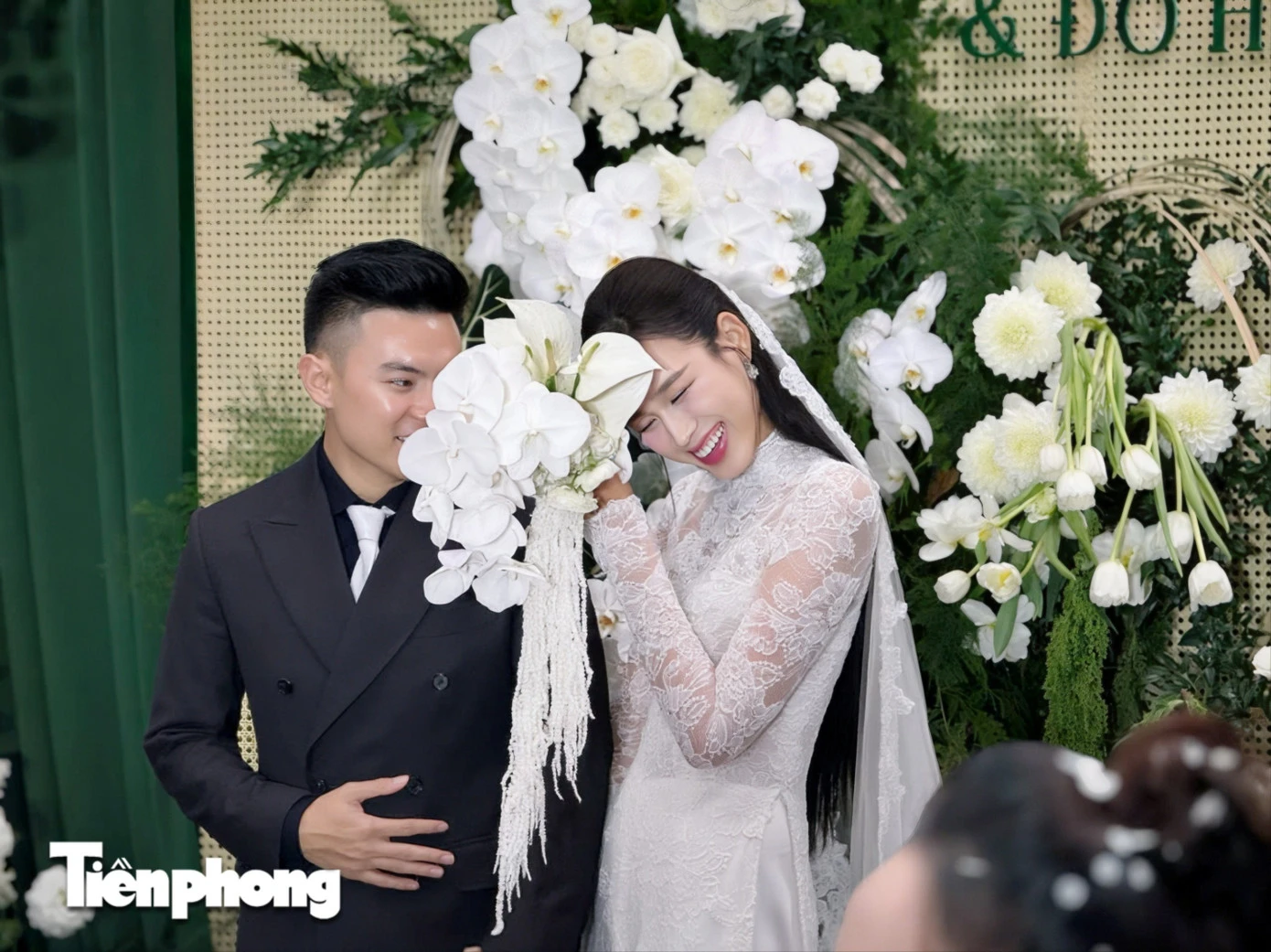 Lý do đám cưới Đỗ Thị Hà tạo cơn sốt mạng xã hội - Hình 4