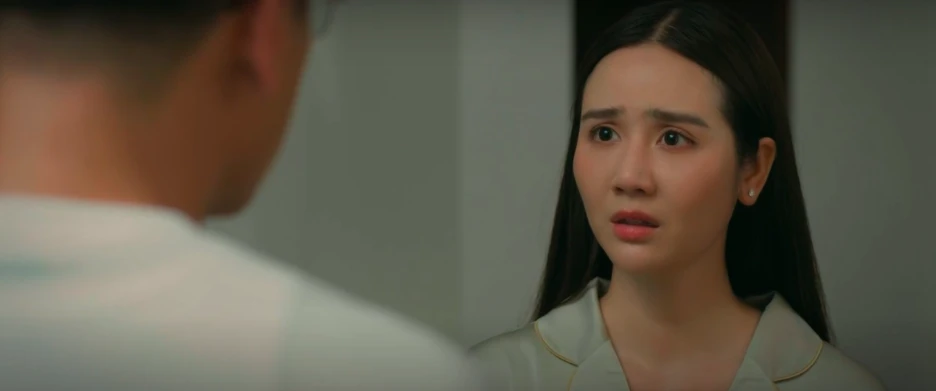 Cách em 1 milimet - Tập 16: Ngân tủi thân và tự ái khi Viễn nói những lời cay đắng - Hình 21