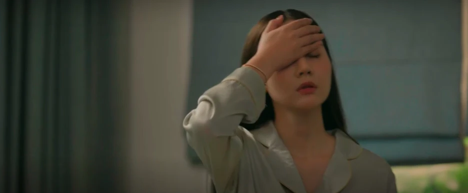 Cách em 1 milimet - Tập 16: Ngân tủi thân và tự ái khi Viễn nói những lời cay đắng - Hình 22