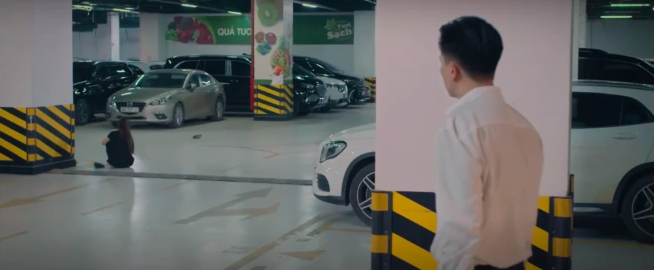 Cách em 1 milimet - Tập 16: Ngân tủi thân và tự ái khi Viễn nói những lời cay đắng - Hình 32