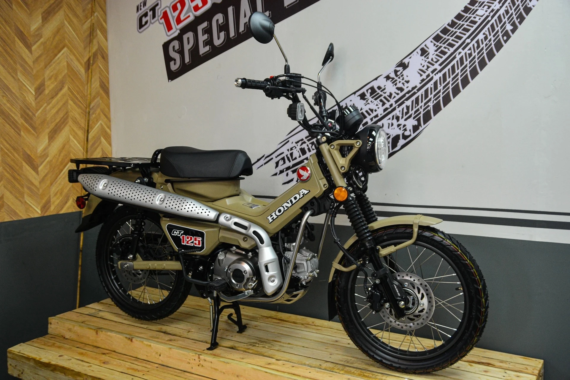 Xe máy Honda CT125 nhập Thái giá hơn 85 triệu, dáng phủi khác gì Yamaha PG-1? - Hình 1