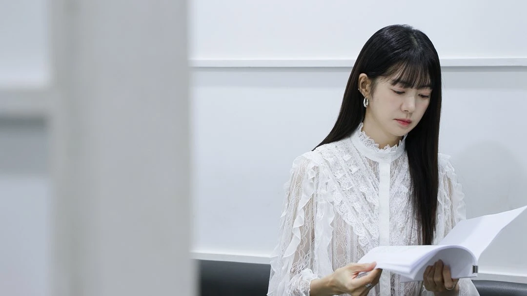Không biết mỹ nhân này sống ở hành tinh nào mà trẻ lâu thế: Mẹ 3 con mà như gái 18, nghe tuổi thật không ai tin nổi - Hình 8
