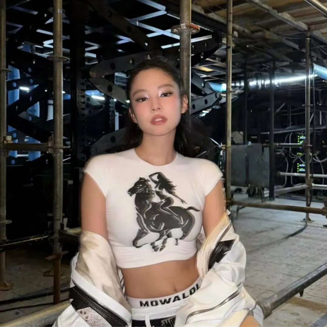 Clip Jennie nói chuyện với ekip gây sốt, thái độ ra sao mà triệu người sốc nặng! - Hình 6