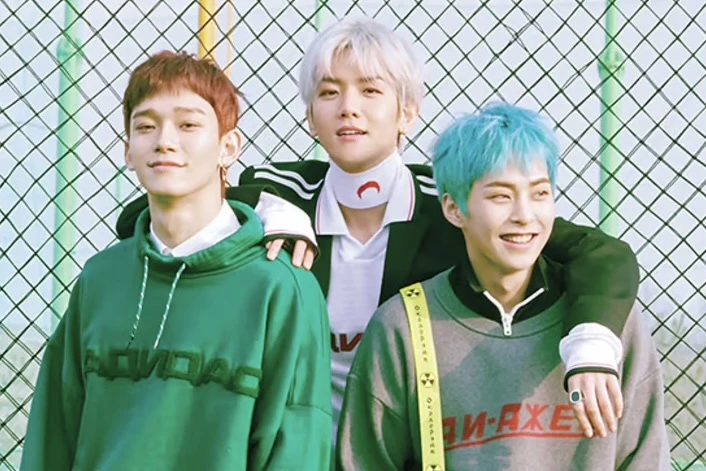 EXO tái xuất tuyên chiến với BTS, 3 thành viên bị gạch tên, Lay gây tranh cãi - Hình 4