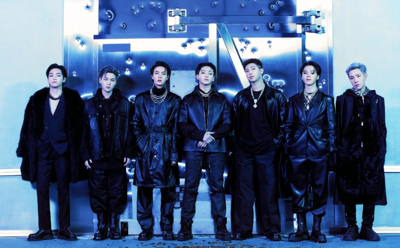 EXO tái xuất tuyên chiến với BTS, 3 thành viên bị gạch tên, Lay gây tranh cãi - Hình 6