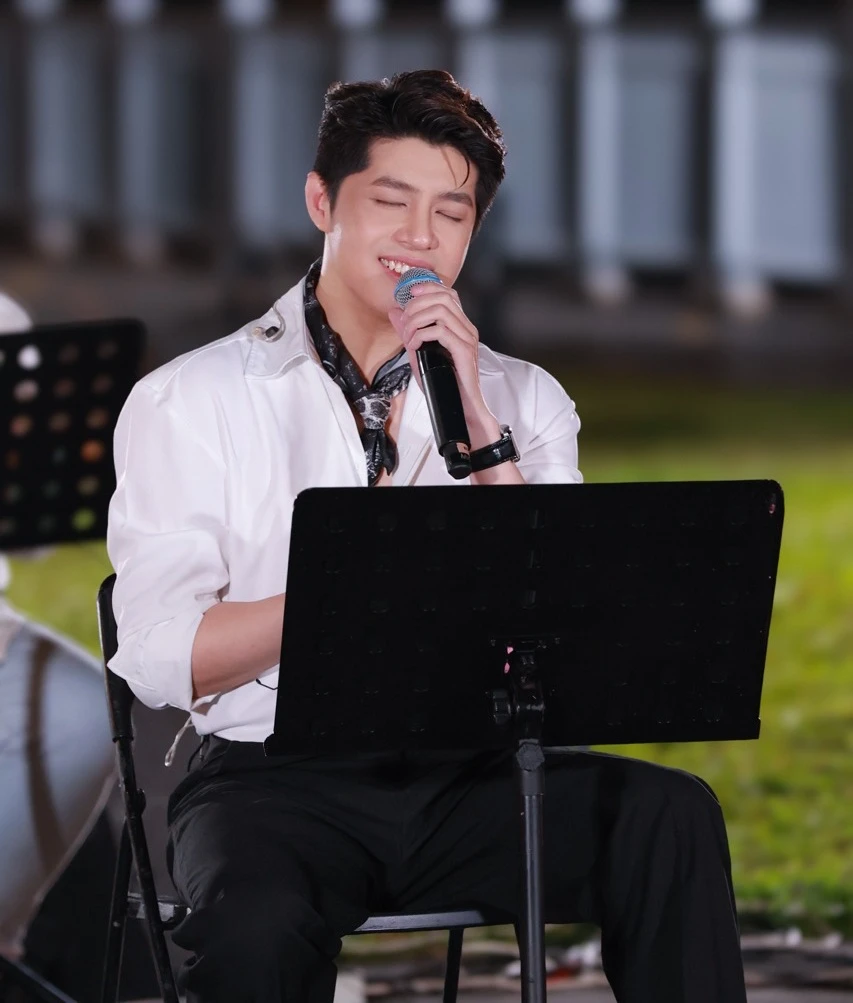 Noo Phước Thịnh: từ hoàng tử ballad đến ông hoàng vbiz, vẫn miệt mài hát mãi! - Hình 5
