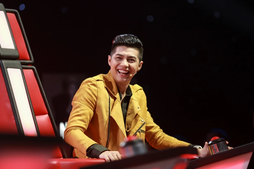 Noo Phước Thịnh: từ hoàng tử ballad đến ông hoàng vbiz, vẫn miệt mài hát mãi! - Hình 4