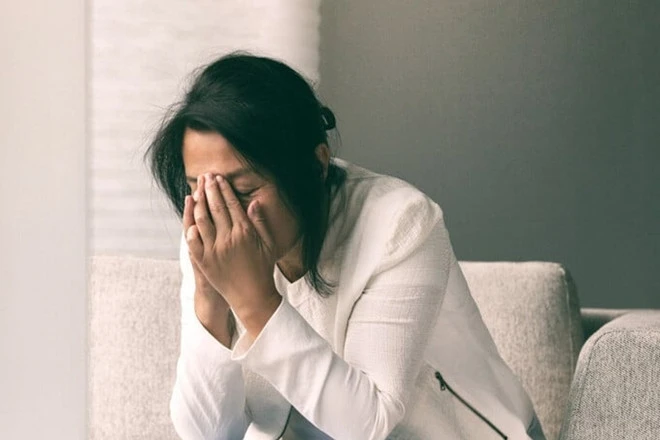 Chăm mẹ chồng 7 ngày nằm viện, bạn thân bảo tôi ngốc, nhưng tôi lại mỉm cười vì điều này - Hình 1