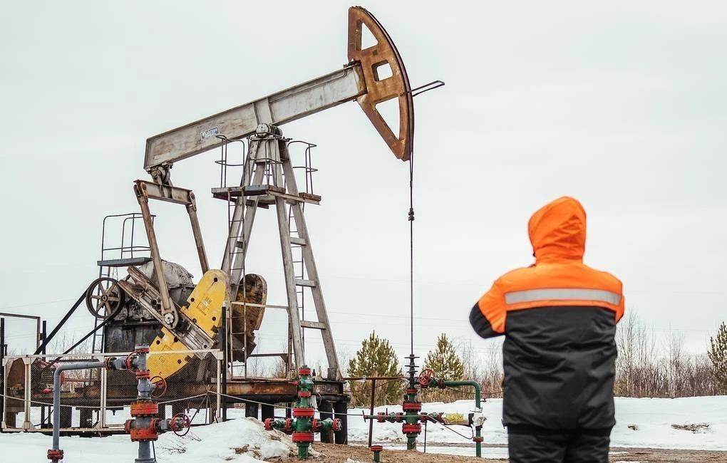 Lý do Trung Quốc và Ấn Độ có thể phải mạnh tay cắt giảm nhập khẩu dầu Nga - Hình 1