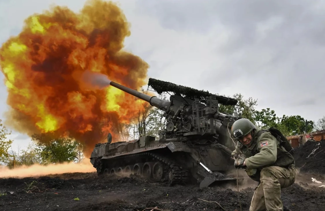 Nga xuyên thủng hệ thống phòng thủ của Ukraine tại thành trì quan trọng - Hình 1