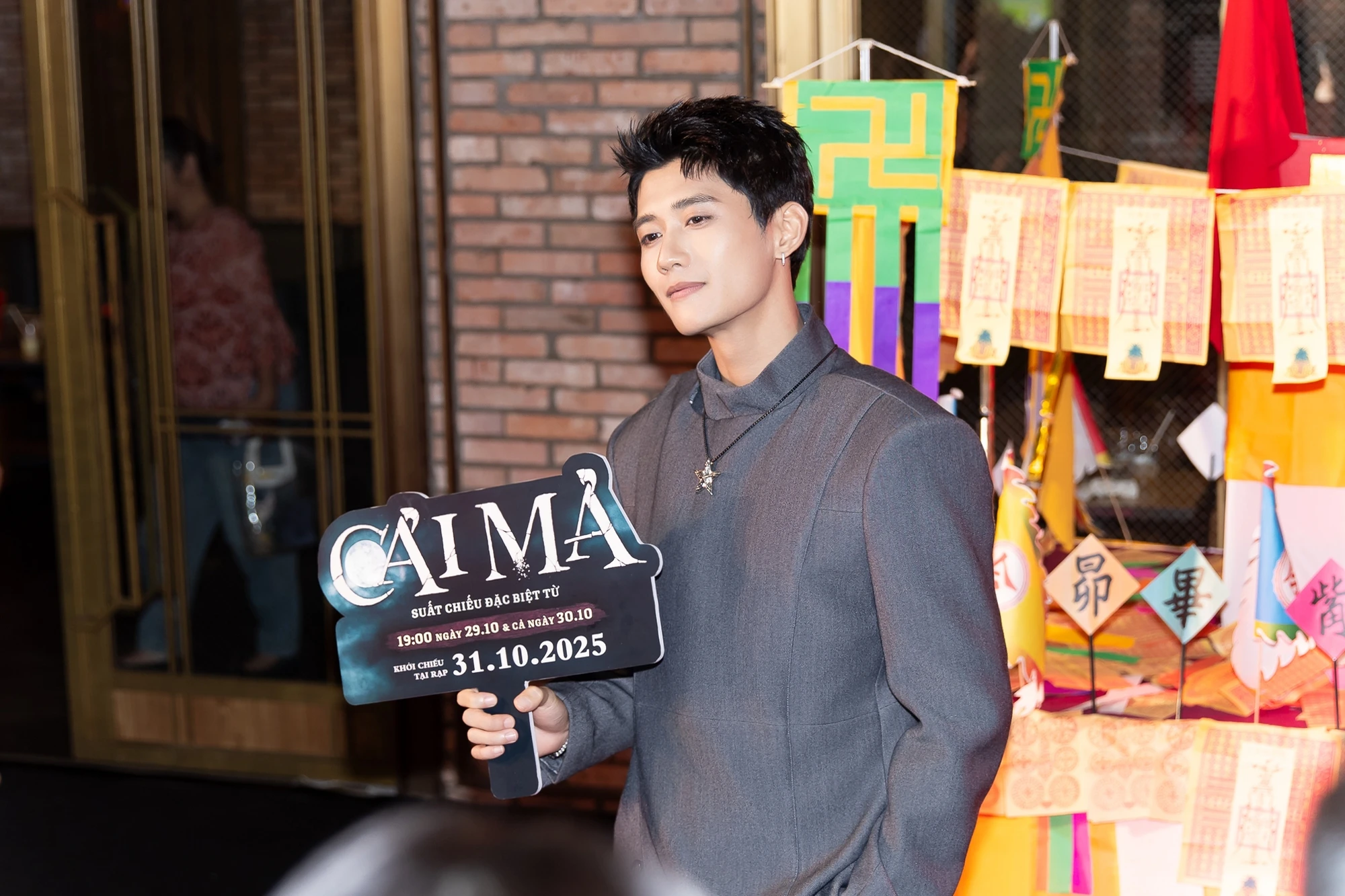 Vbiz kiếm đâu ra người thứ 2 có má lúm đẹp cỡ này: Cười lên sáng bừng khung hình, thích quá trời ơi - Hình 5