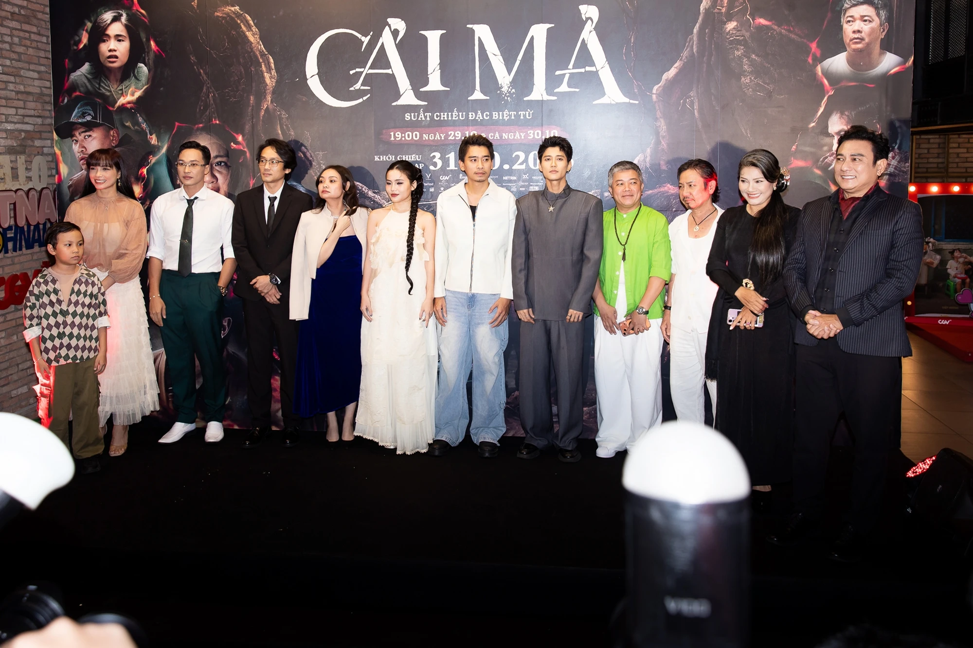 Vbiz kiếm đâu ra người thứ 2 có má lúm đẹp cỡ này: Cười lên sáng bừng khung hình, thích quá trời ơi - Hình 2