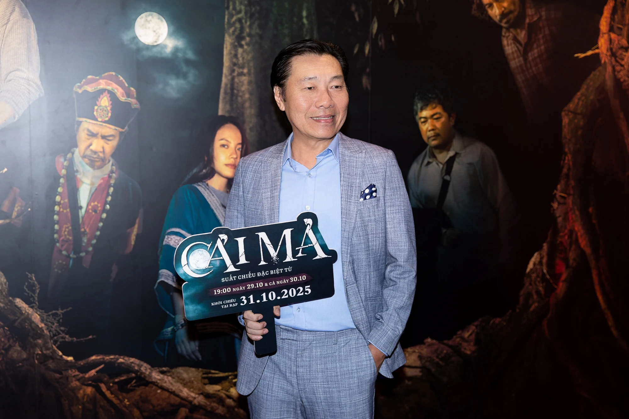 Vbiz kiếm đâu ra người thứ 2 có má lúm đẹp cỡ này: Cười lên sáng bừng khung hình, thích quá trời ơi - Hình 9