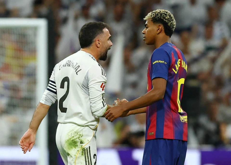 Carvajal theo dõi Yamal sau El Clasico - Hình 1