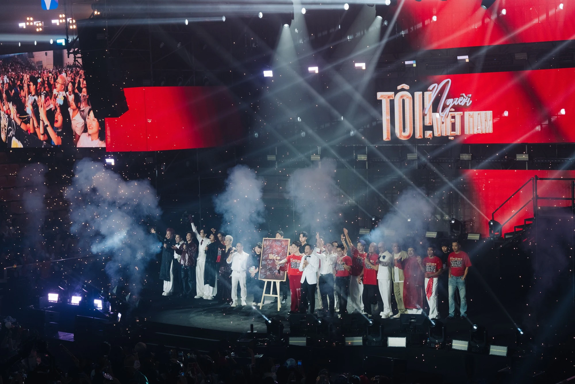 Hành động kỳ lạ của Tự Long - Hình 4