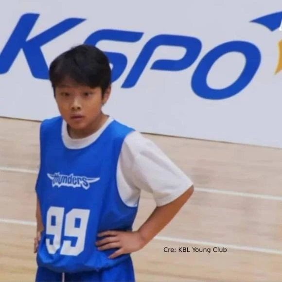 Hot nhất xứ Hàn: Con trai Lee Byung Hun lộ diện, visual gây ngỡ ngàng! - Hình 4