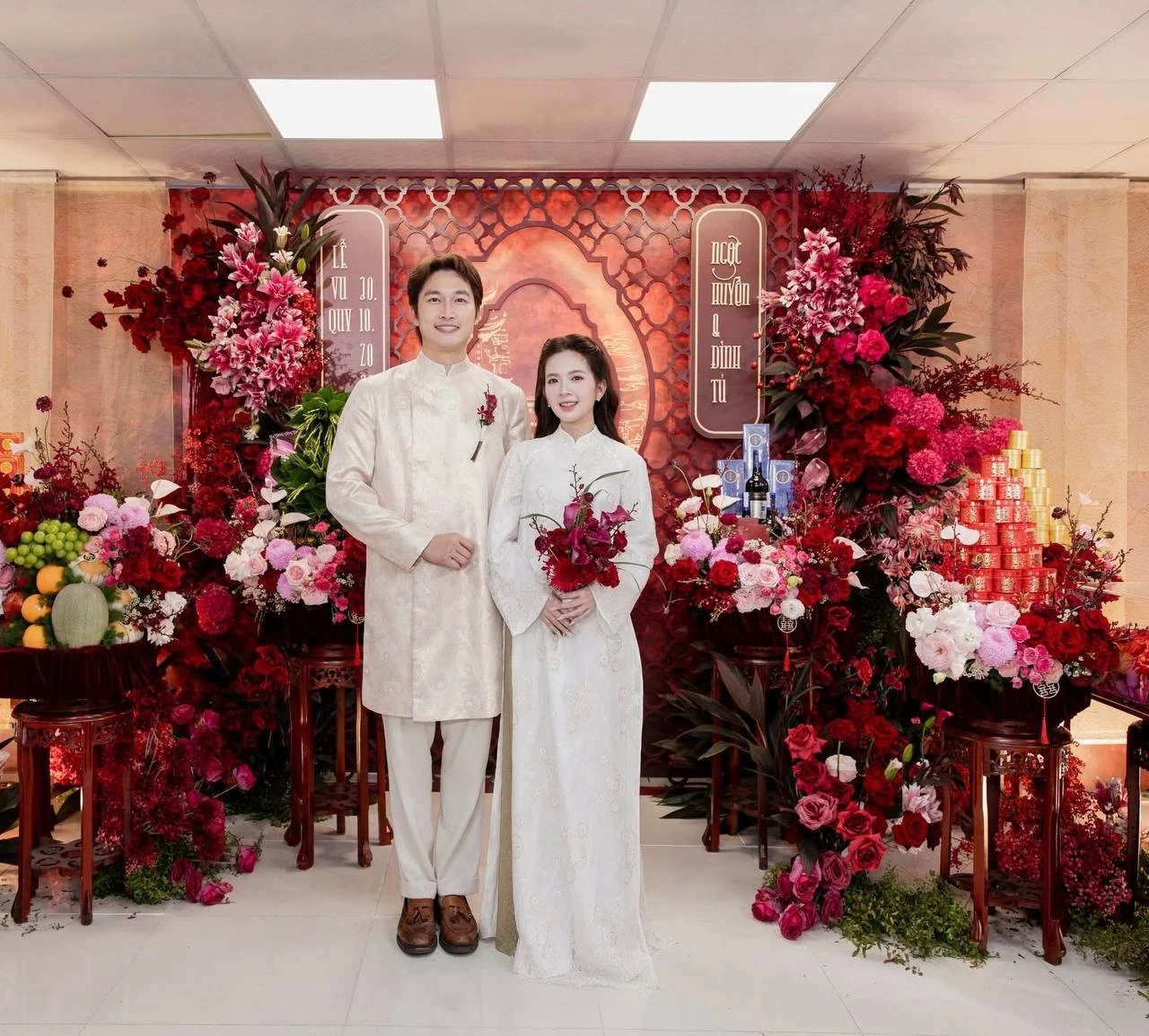 Lễ ăn hỏi Đình Tú - Ngọc Huyền: Cô dâu chú rể lộ diện quá đẹp đôi! - Hình 5