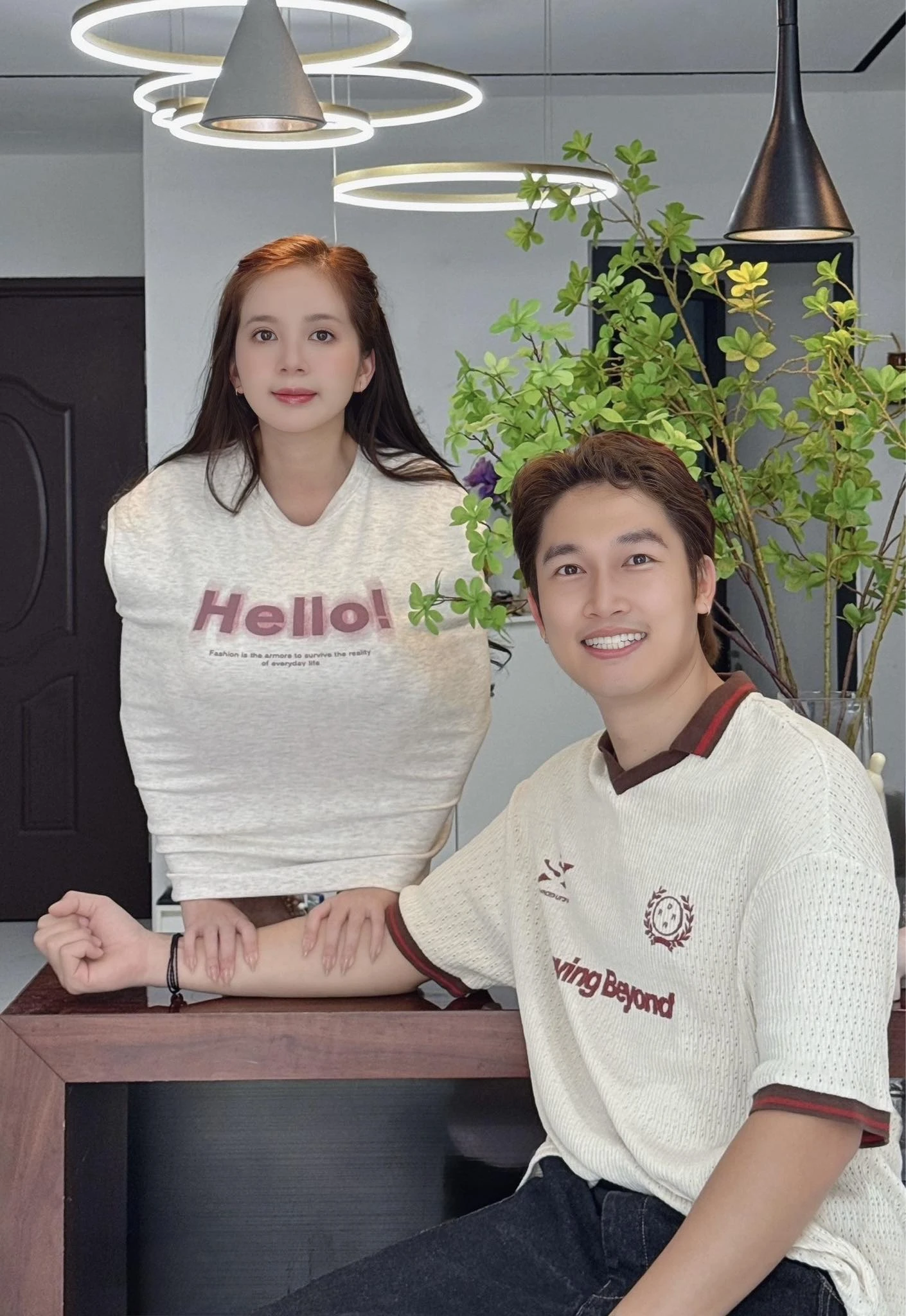 Lễ ăn hỏi Đình Tú - Ngọc Huyền: Cô dâu chú rể lộ diện quá đẹp đôi! - Hình 9