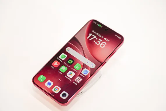 Lộ diện đối thủ cạnh tranh với iPhone 17 và Galaxy S25 Ultra - Hình 4