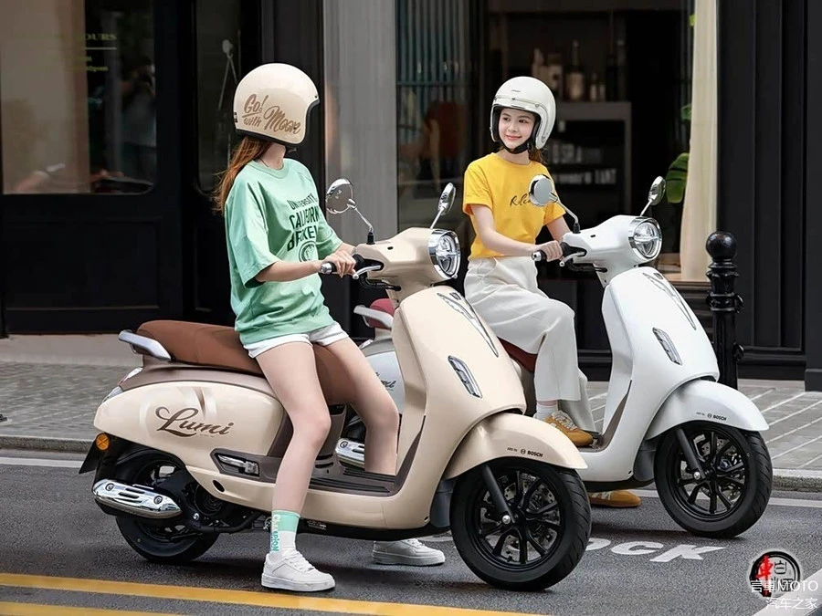 Tân binh xe ga 37 triệu đồng ra mắt: dáng như Vespa, có ABS và TCS, đe dọa Honda Vision - Hình 3