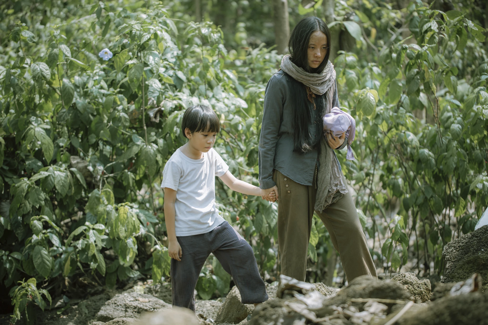 Thiên An vắng bóng hoàn toàn khỏi thảm đỏ Cải mả - Hình 11