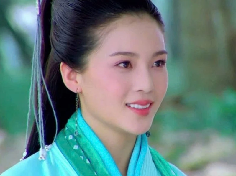 Trời ơi mỹ nhân này bị ảo tưởng sức mạnh à: Ai cũng nhận là bạn trai, đọc mà cười đến chết - Hình 4