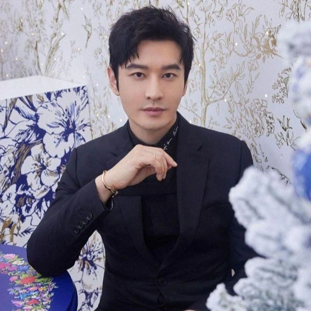 Huỳnh Hiểu Minh lộ hình ảnh già nua, diện mạo mới khiến người hâm mộ lo lắng - Hình 6