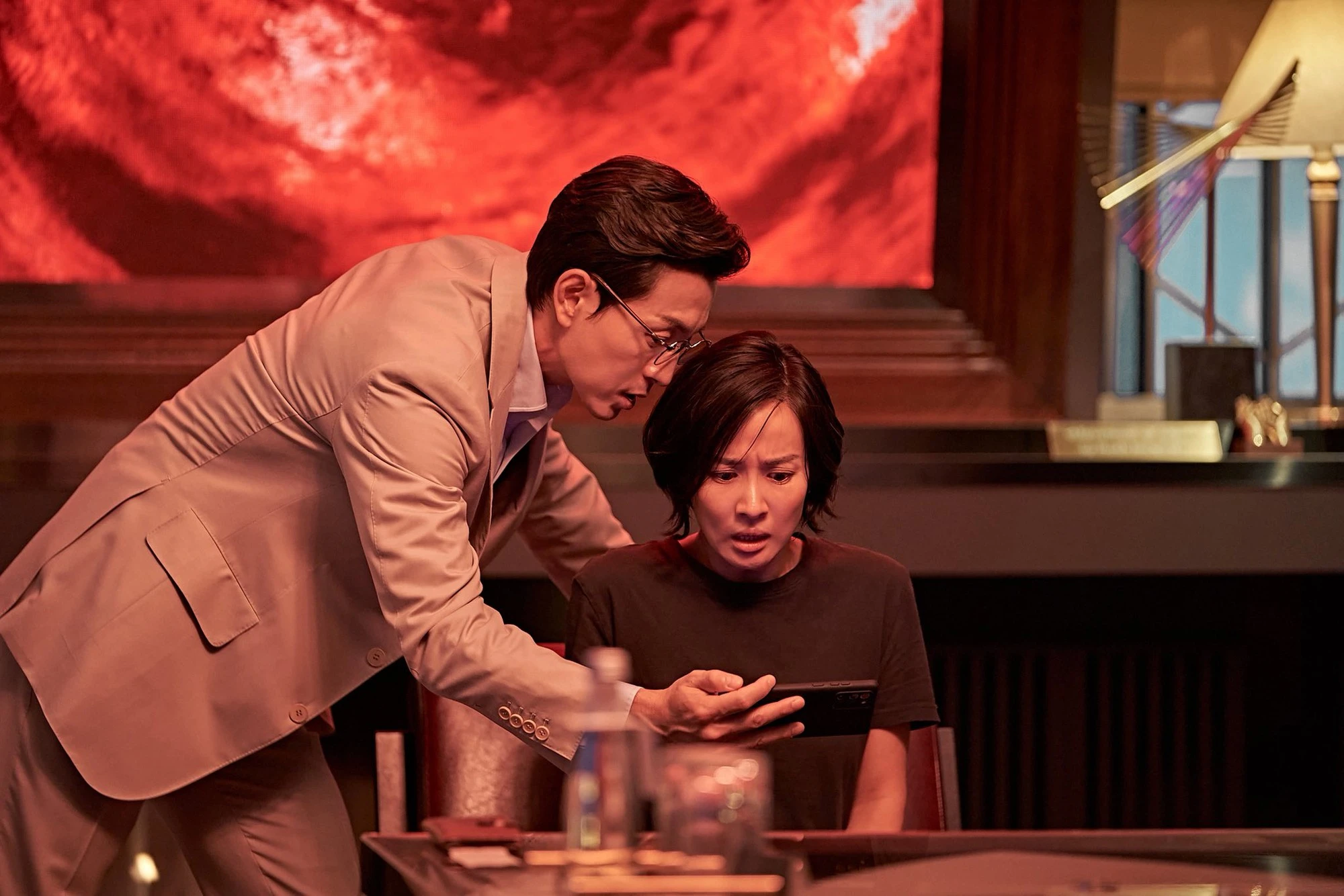 Phim 18 Hàn Quốc gây tranh cãi nhất 2025: Cặp chính đẹp điên đảo cõi mạng, xem 1 lần là quá ít - Hình 4