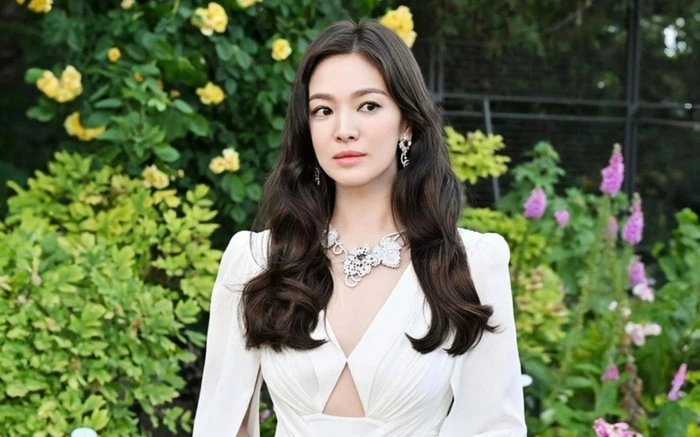 Song Hye Kyo bị loại khỏi dự án bạc tỷ vì vạ lây tranh cãi Jun Ji Hyun - Hình 6
