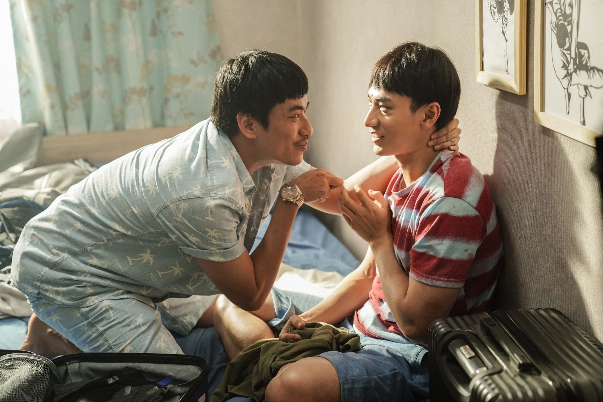 Mỹ nam gốc miền Tây đẹp trai nhất Vbiz: Cả đời không biết xấu là gì, cát xê từ 10.000 đồng đến hàng trăm triệu - Hình 4