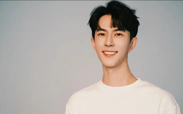 Thợ trang điểm Vu Mông Lung kể chi tiết tâm linh, công ty quản lộ sơ hở? - Hình 5