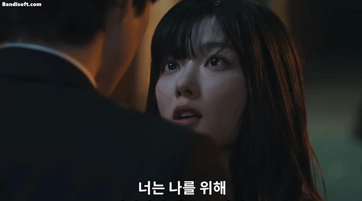 Mỹ nhân đẹp như thiên thần nhưng ác hơn quỷ dữ: Đạp lên đồng nghiệp để nổi tiếng, nhìn ánh mắt thấy lạnh gáy - Hình 8