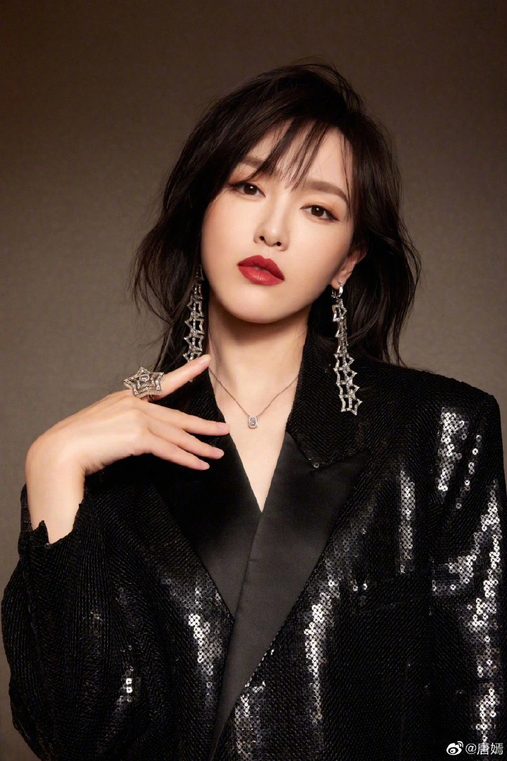 Đường Yên khổ nhất Cbiz, bị phong sát ngầm sau vụ file ghi âm với Vương Gia Vệ - Hình 1